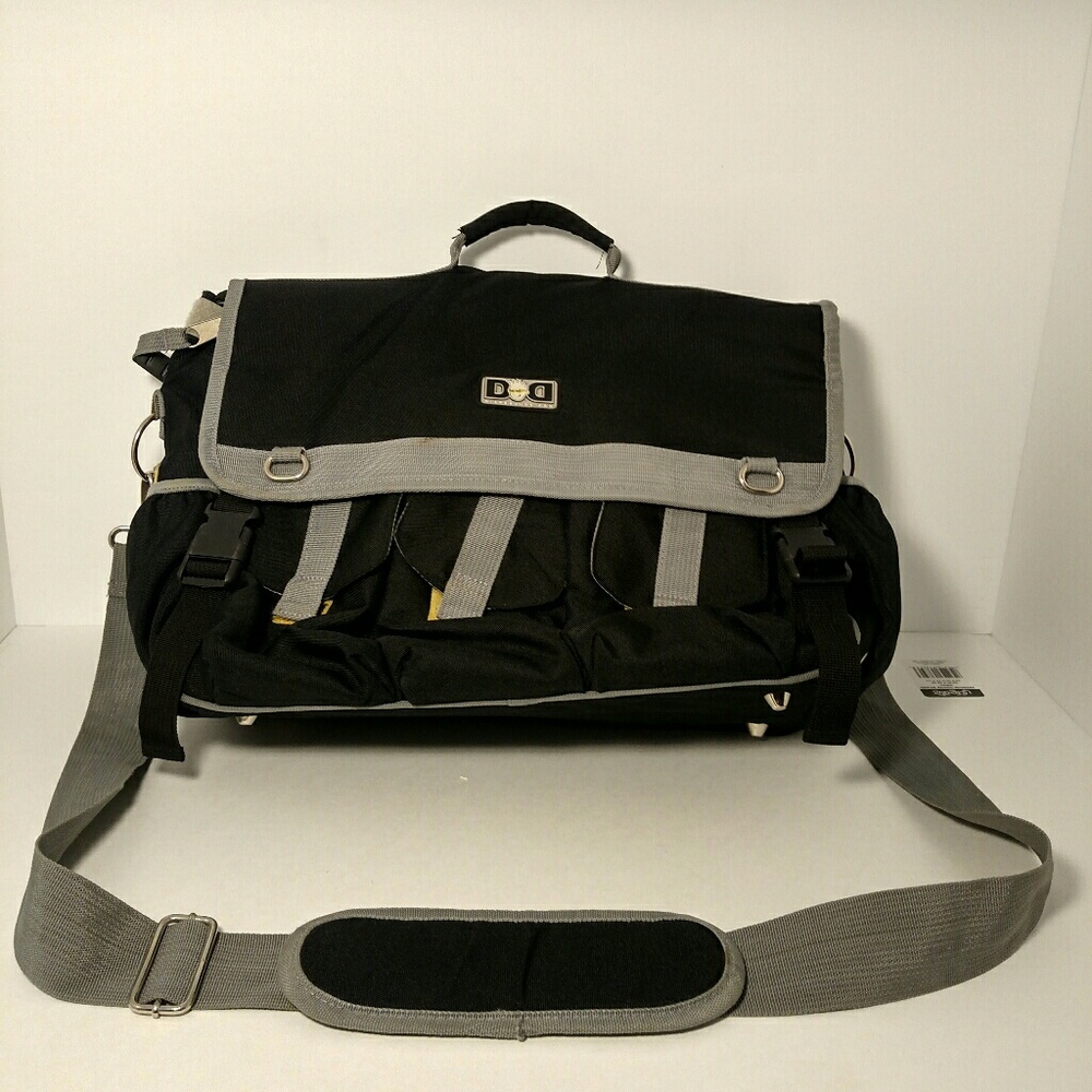 Diaper Dude Diaper Bag 13 Conparments